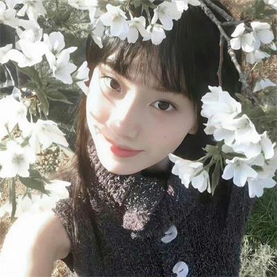 棉花云下的水圈